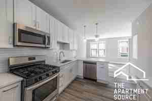 featured image of 3943 N Janssen Ave #S3