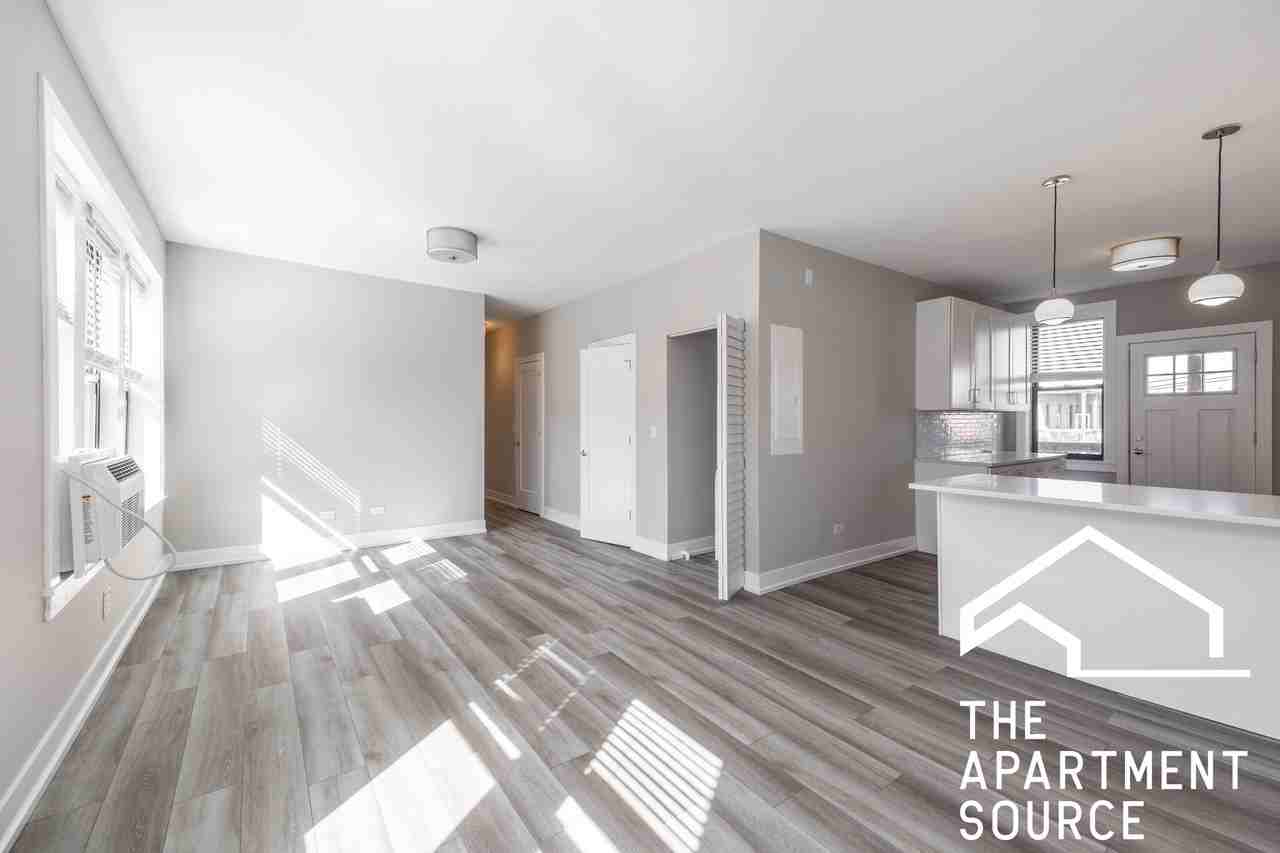 3943 N Janssen Ave #S3 - Photo 7 of 22