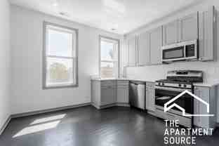 2806 N Mozart St #1R - Photo 1 of 1
