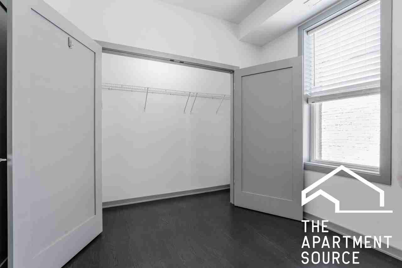 2806 N Mozart St #1R - Photo 6 of 13