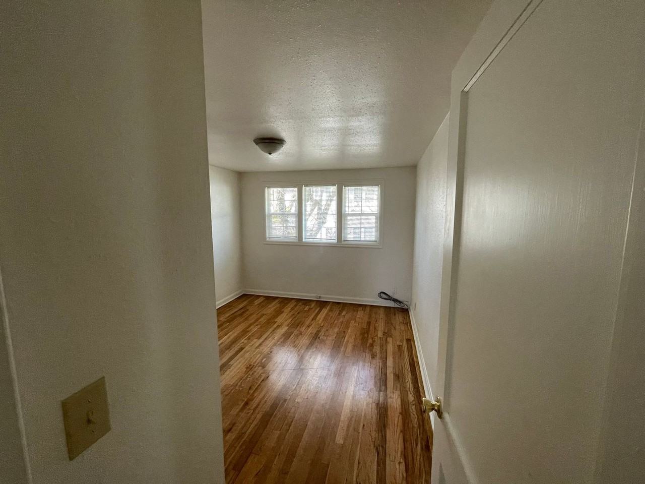 Vista Terrace - Photo 6 of 20