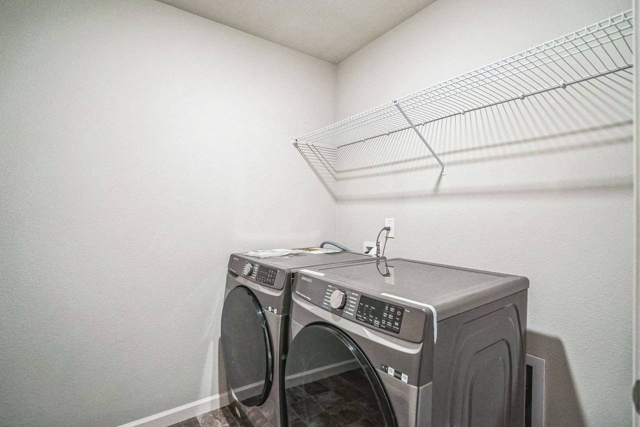 3874 Se 81st Ave - Photo 5 of 12