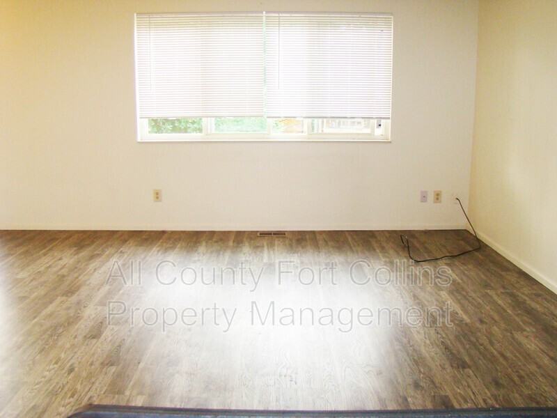 1001 Boltz Dr - Photo 3 of 20