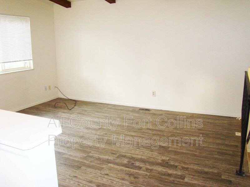 1001 Boltz Dr - Photo 4 of 20