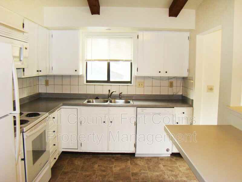 1001 Boltz Dr - Photo 7 of 20