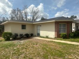 featured image of 408 W 2nd St