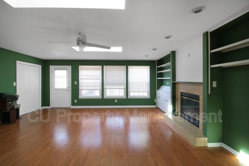 2009 S Prospect Ave - Photo 2 of 10