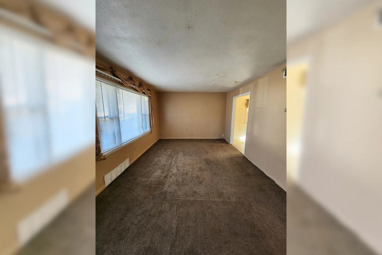 310 S King St - Photo 2 of 9