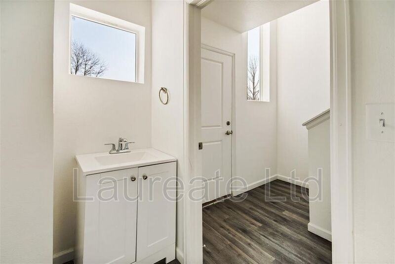 5064 E Donald Ave - Photo 4 of 18