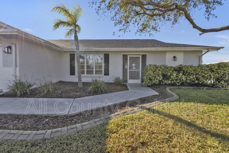 9509 St Paul Dr - Photo 3 of 50