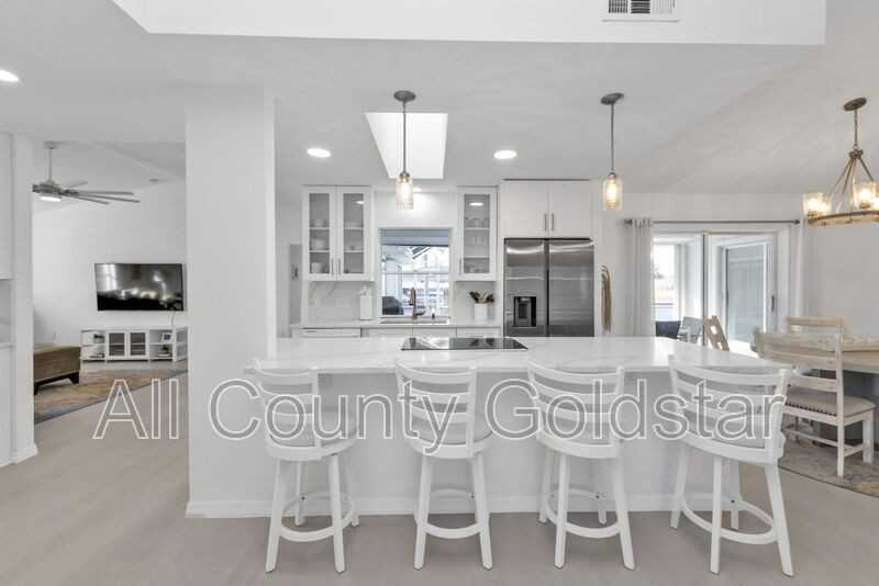 9509 St Paul Dr - Photo 7 of 50