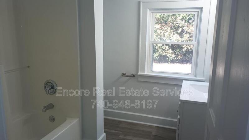 120 S 21st St - Photo 3 of 14