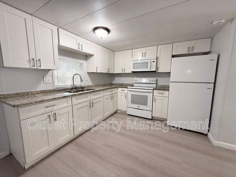 6956 Attica Ln - Photo 6 of 20