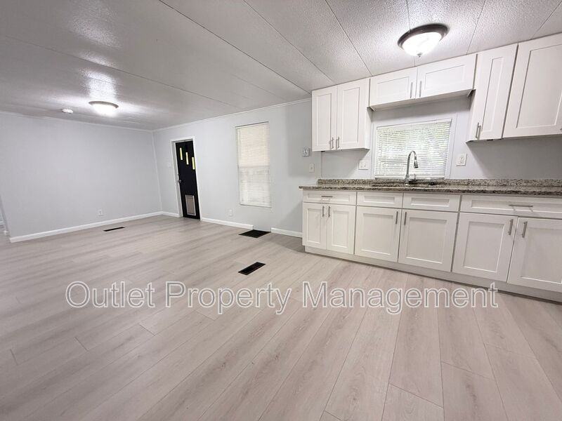 6956 Attica Ln - Photo 7 of 20