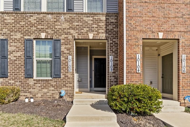 10102 Dorsey Ln - Photo 2 of 36