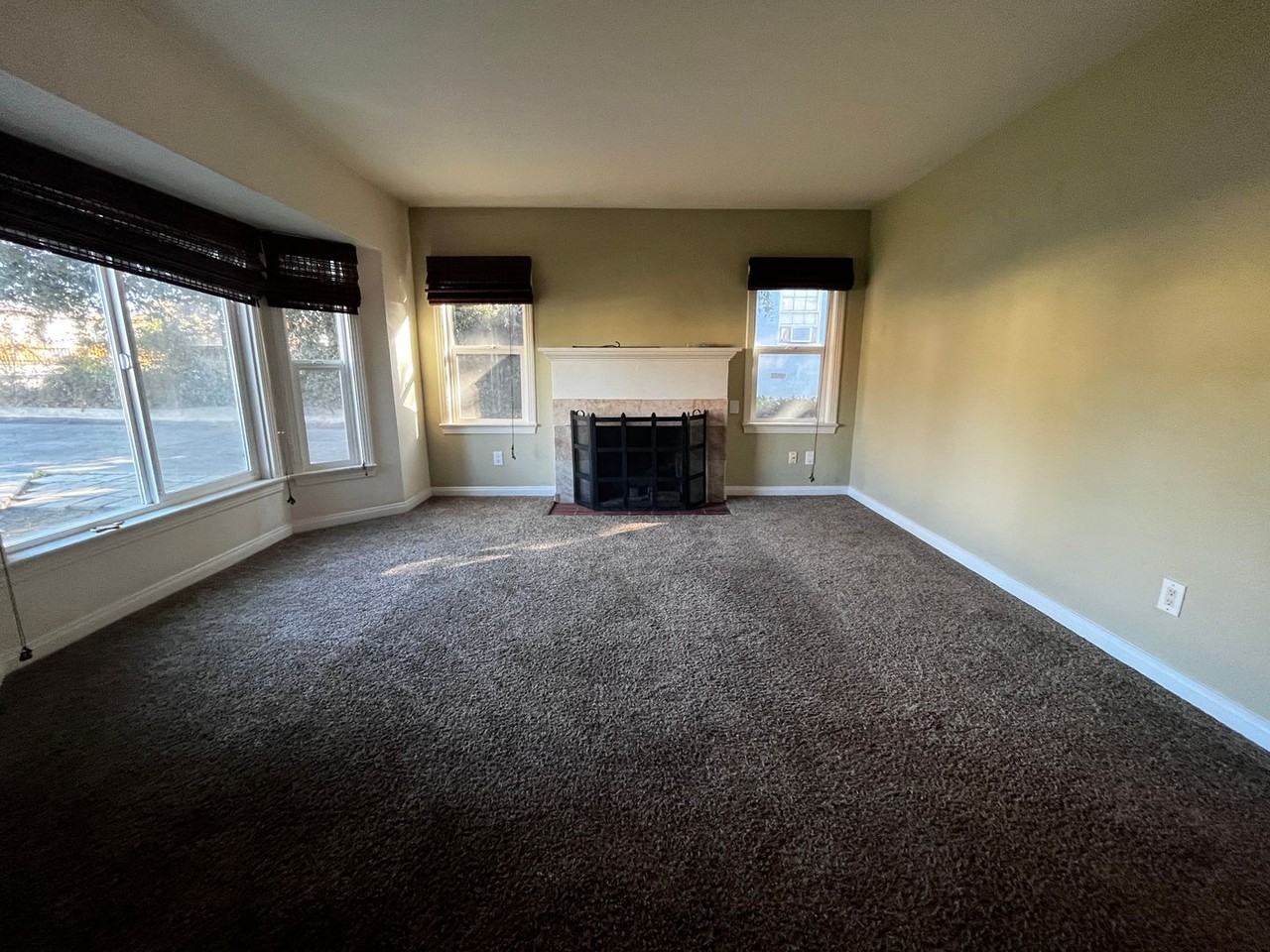 9 Montrose St - Photo 2 of 21