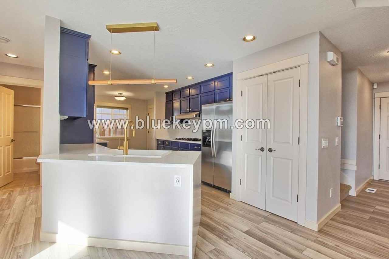 561 Nw Lamonde Ter - Photo 5 of 16