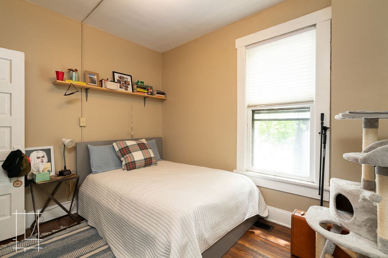 1119 Pennsylvania Ave - Photo 6 of 24