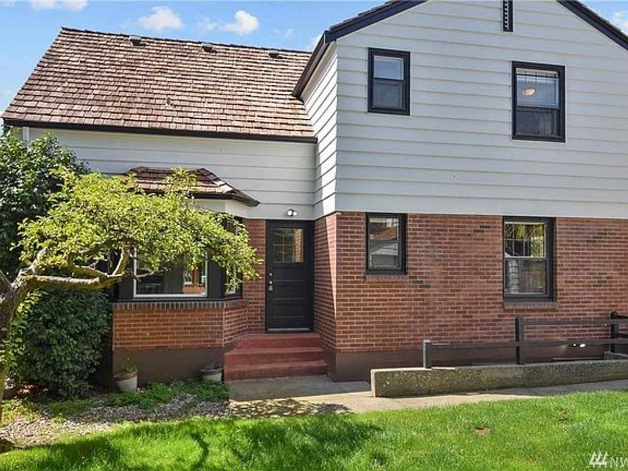 1560 30th Ave W - Photo 3 of 25