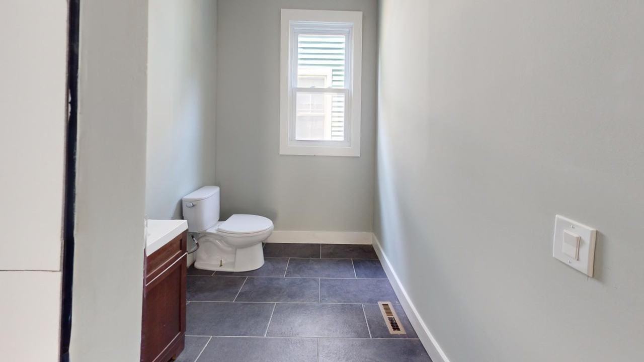 58 Bishop St. - Photo 4 of 24