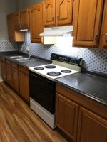 featured image of 420 1/2 Howard Ave