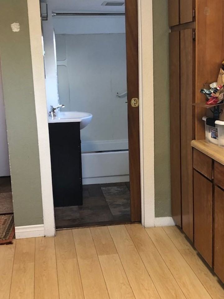 3317 E 30th Ave - Photo 5 of 15
