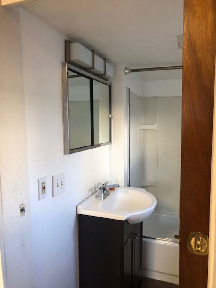 3317 E 30th Ave - Photo 6 of 15