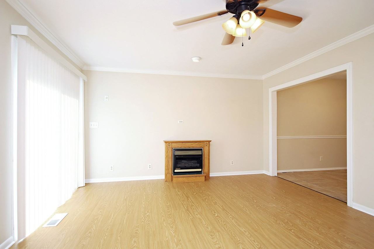 1217 Holmes Ave - Photo 5 of 16