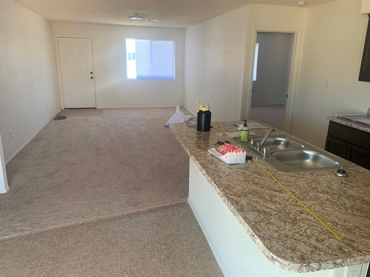 7961 E 44th Ln - Photo 2 of 12