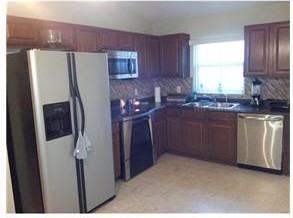 2338 Cordova Ct - Photo 4 of 9