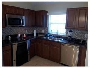 2338 Cordova Ct - Photo 5 of 9