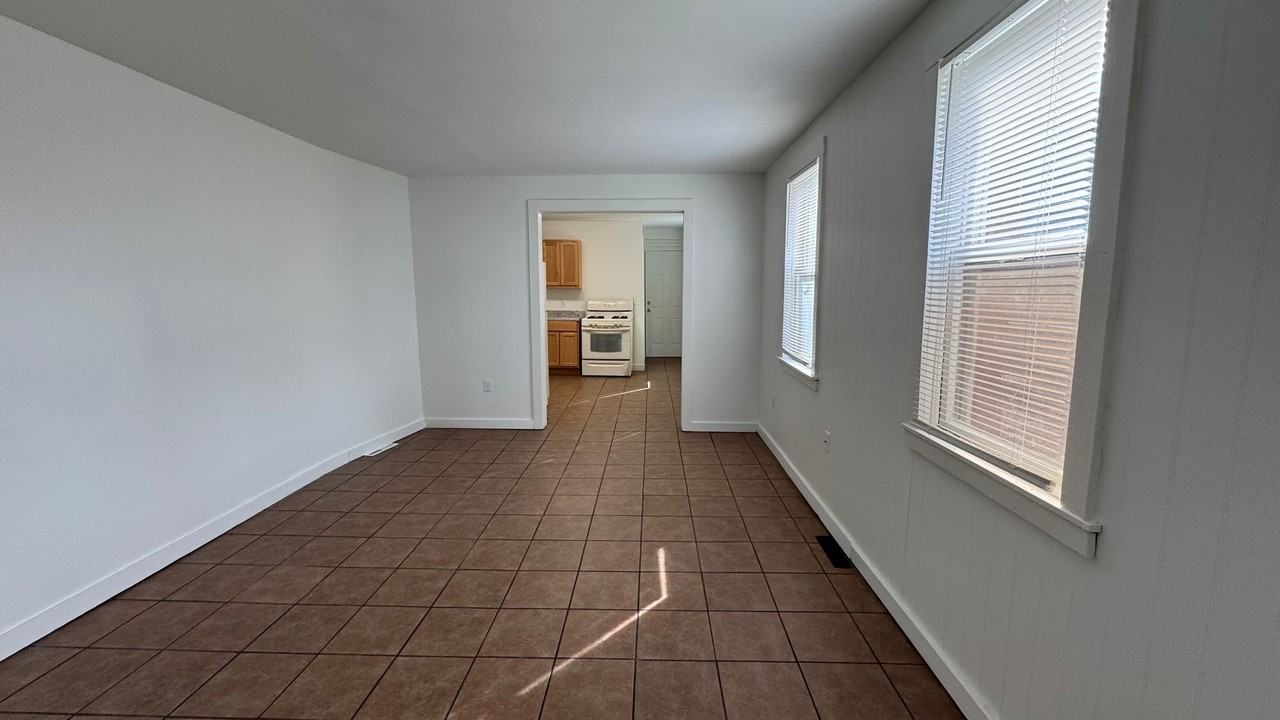 156 National Ave Sw - Photo 2 of 13