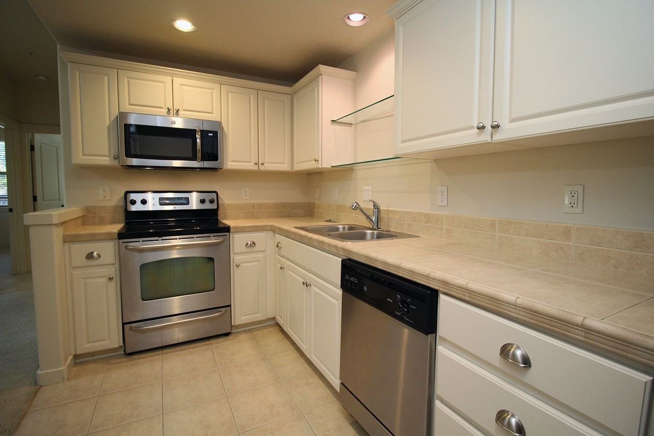 690 Ne Adwick Dr - Photo 7 of 25