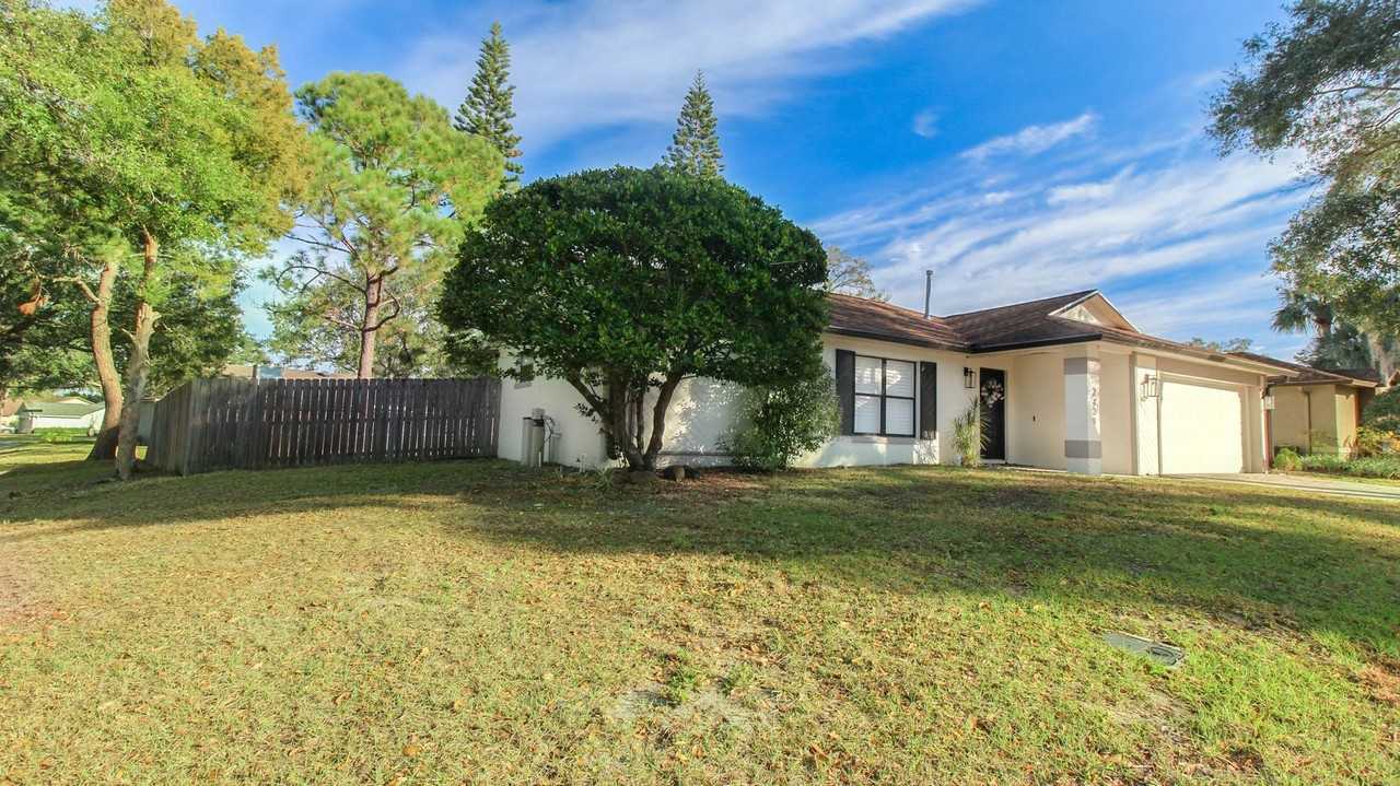 2439 Bent Way Ct - Photo 2 of 18