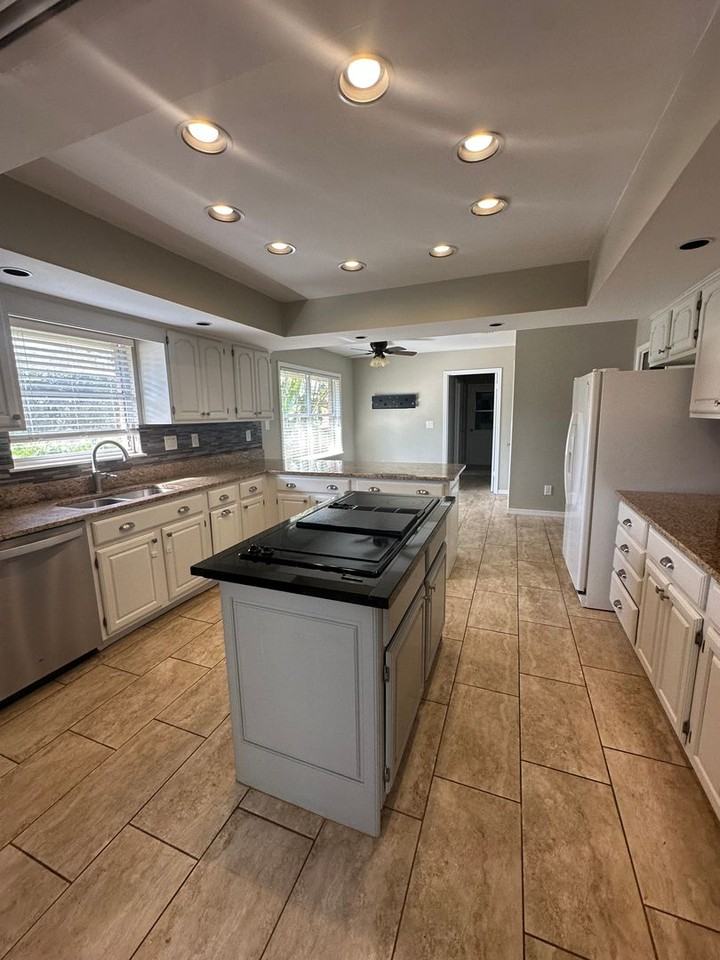 3657 Cathedral Cove Rd - Photo 7 of 43