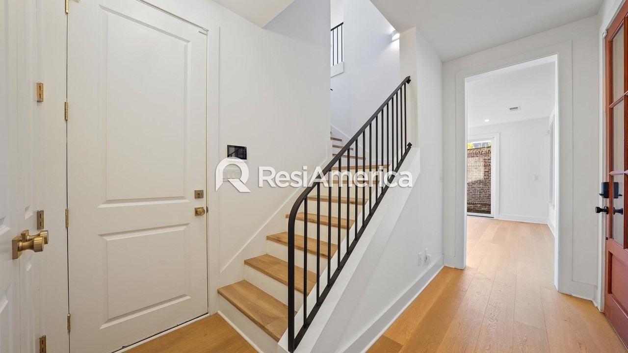 710 Meditation Ln - Photo 2 of 28