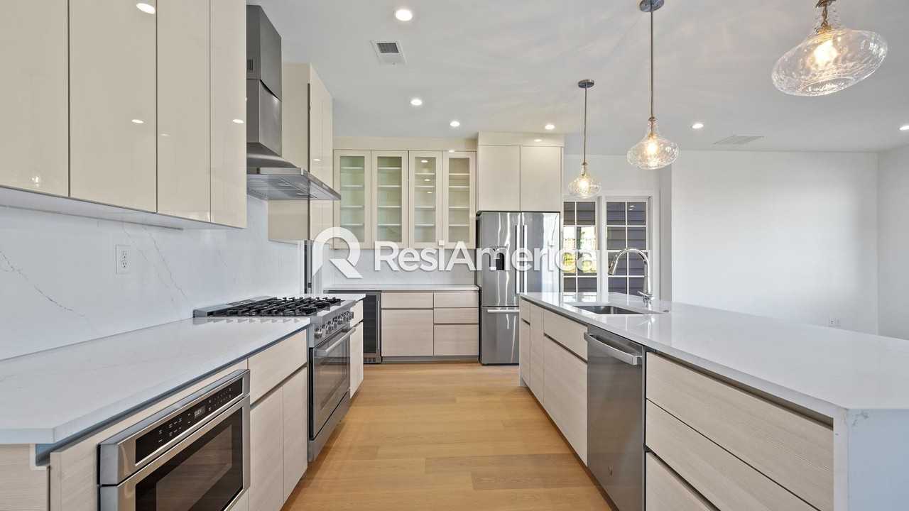 710 Meditation Ln - Photo 6 of 28