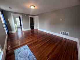 633 Coit Ave NE - Photo 1 of 1