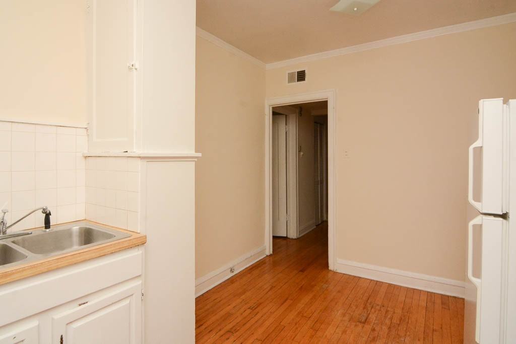 2948 N Seminary Ave #1 - Photo 5 of 20