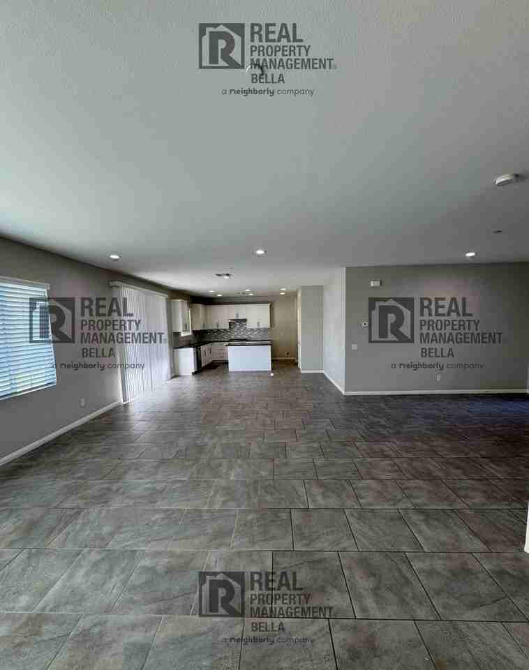 3469 Presidio Ln - Photo 3 of 49
