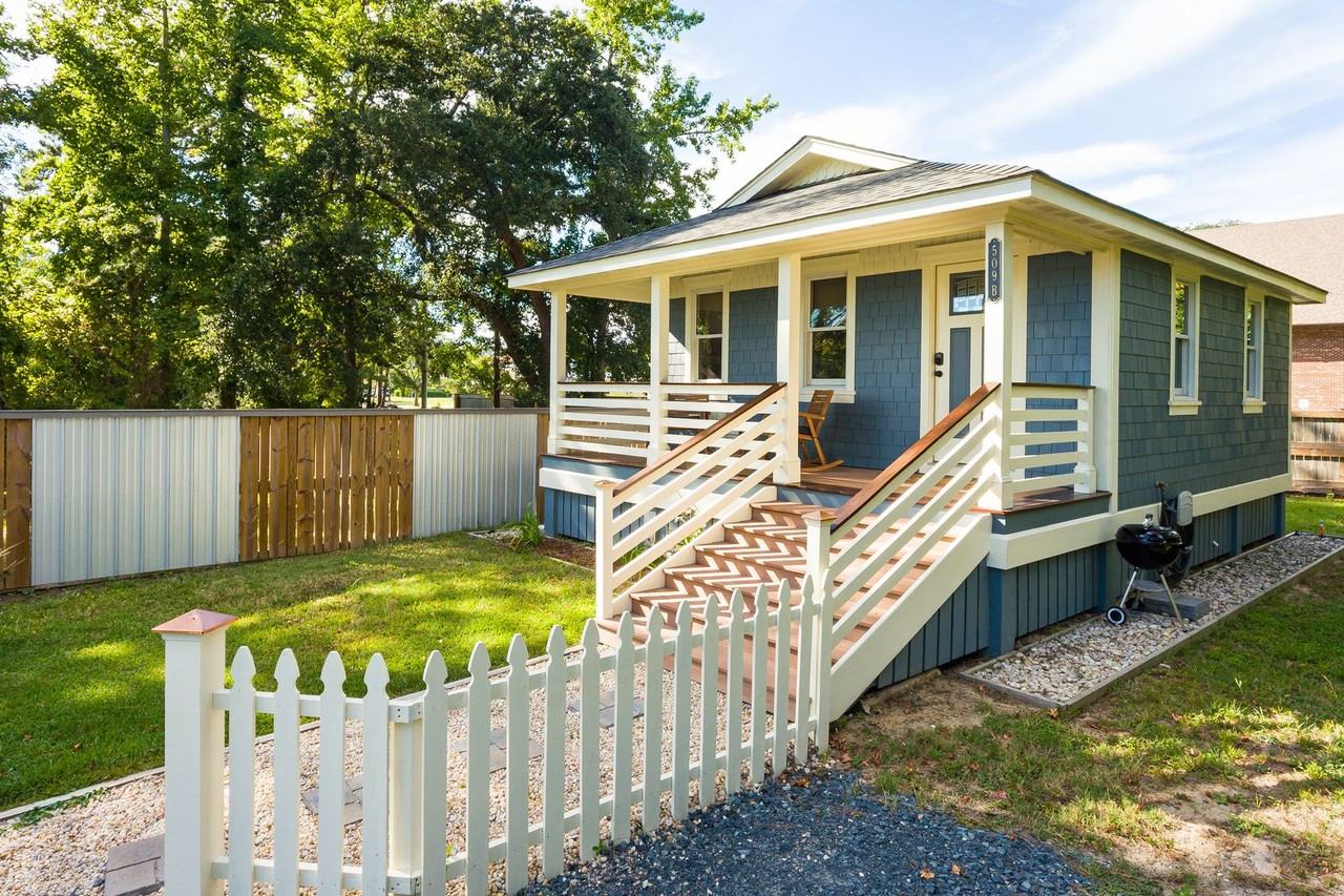 509 Barlowe St - Photo 2 of 14