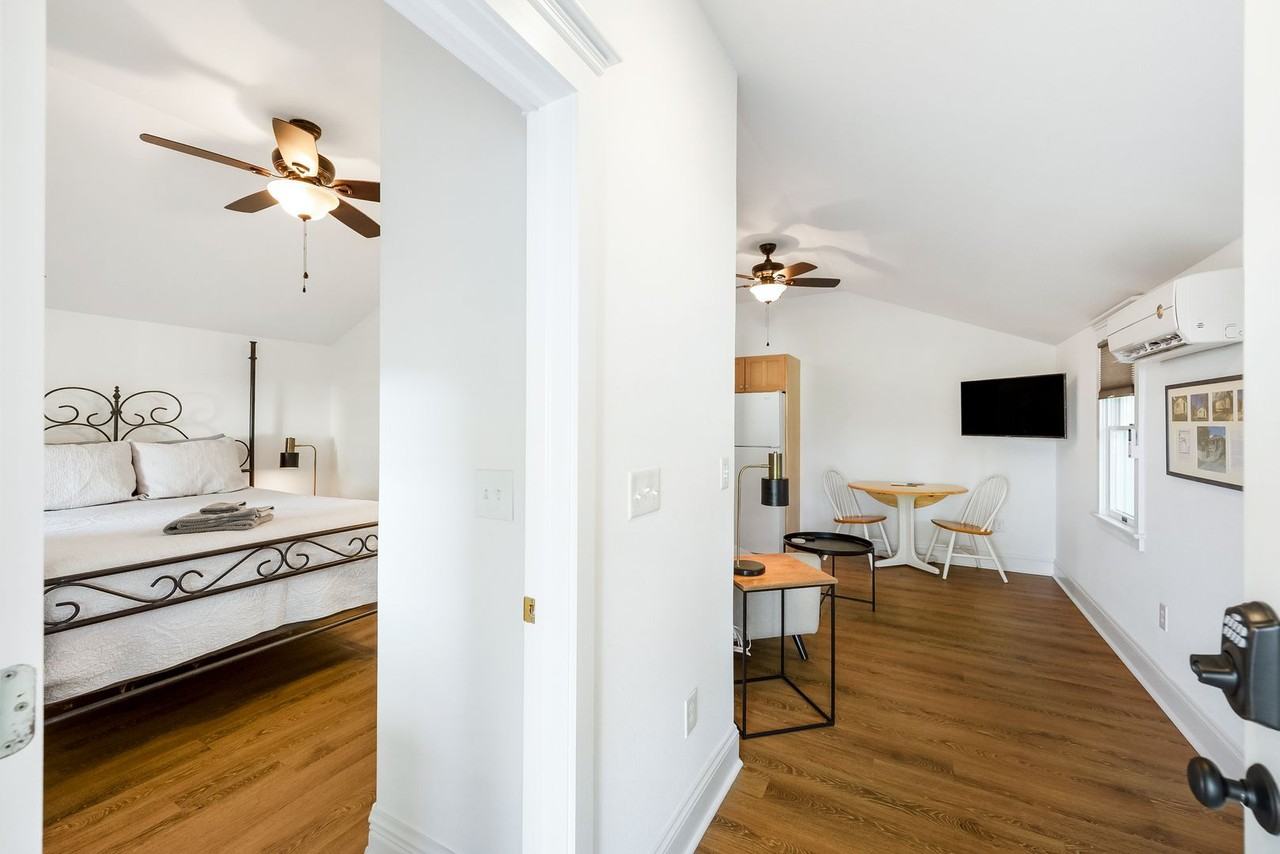 509 Barlowe St - Photo 7 of 14