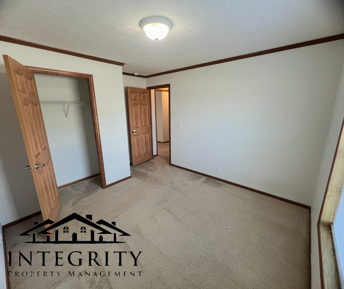 14240 Charleston St - Photo 7 of 18