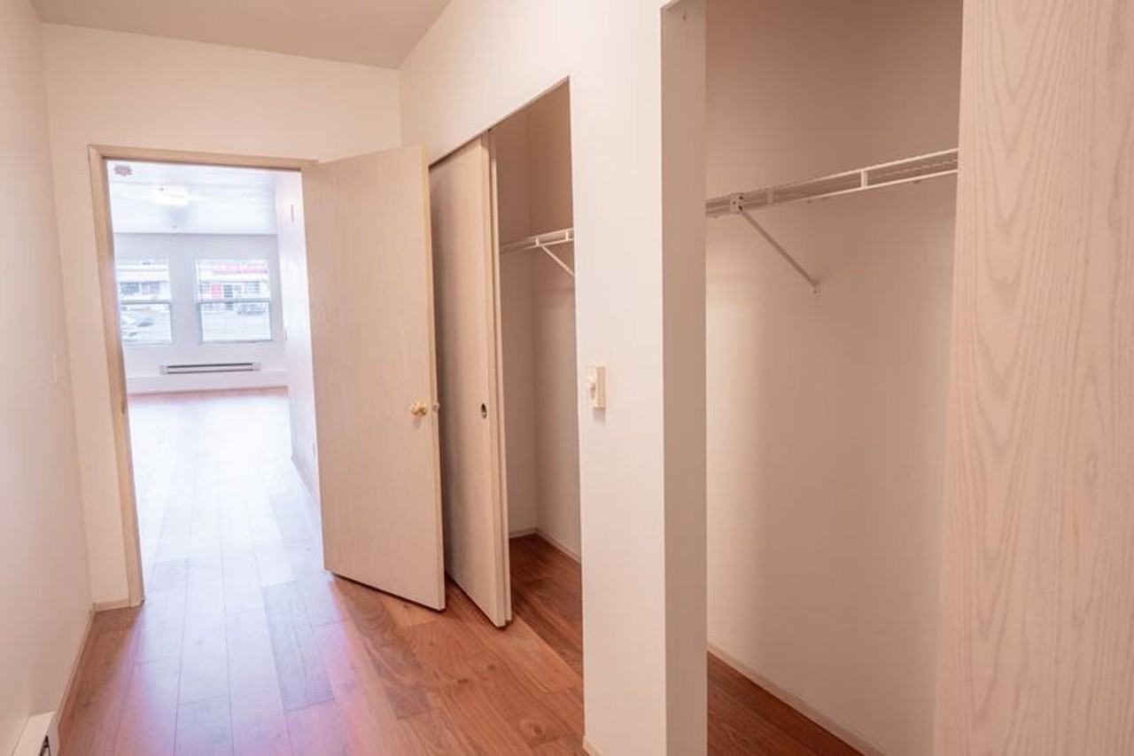 Pacific Crest Apartments - Photo 6 of 15