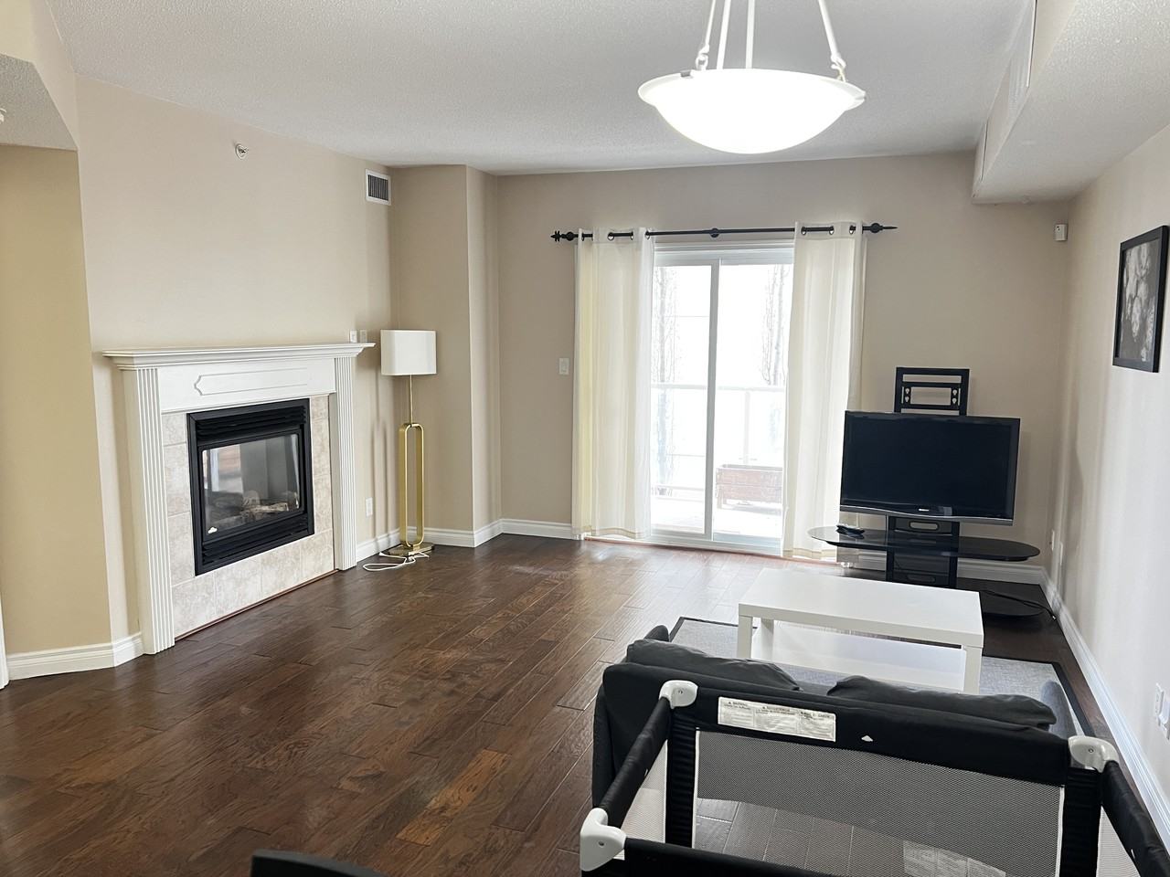 10900 82 Ave Nw - Photo 3 of 10