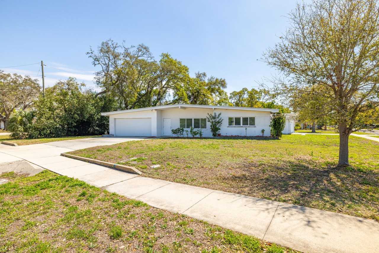 1205 Michigan Blvd - Photo 2 of 30