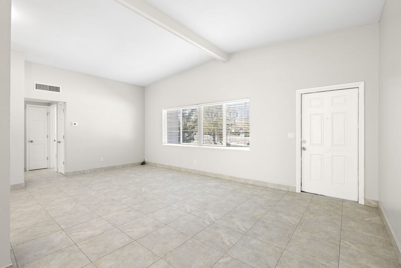 1205 Michigan Blvd - Photo 6 of 30
