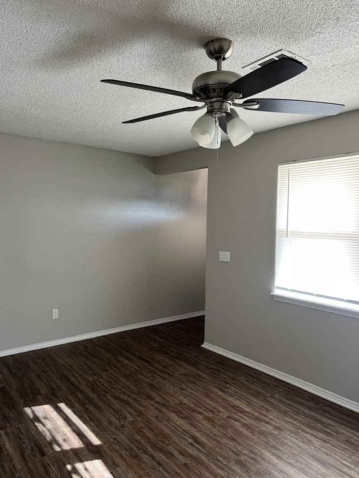 7009 S Miller Blvd - Photo 3 of 16