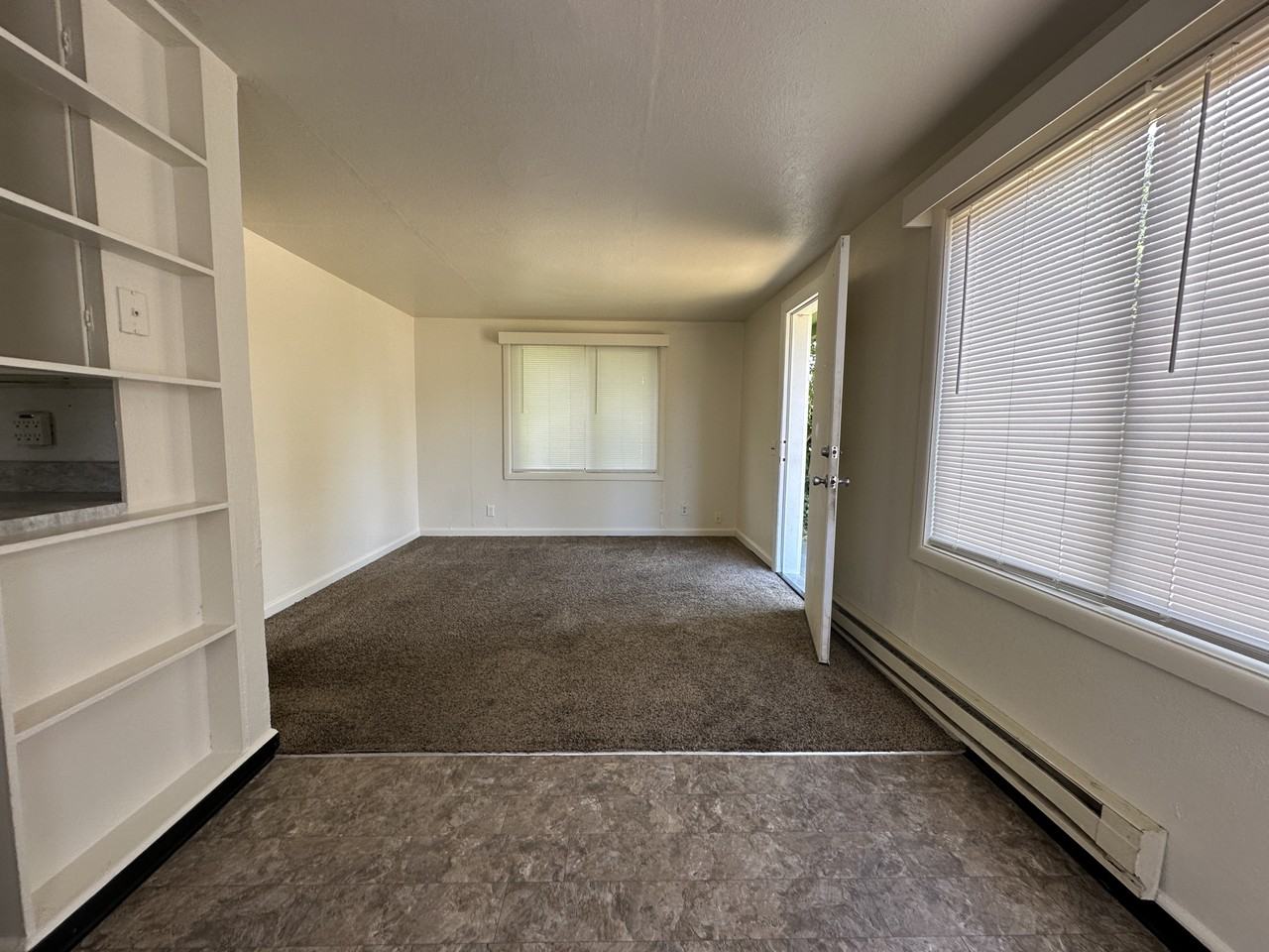 1711 Stevens St - Photo 5 of 11