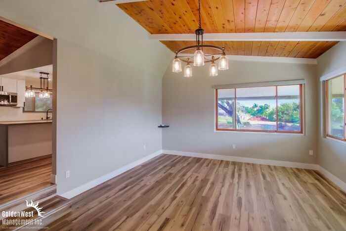 11432 Eucalyptus Hills Dr - Photo 3 of 25